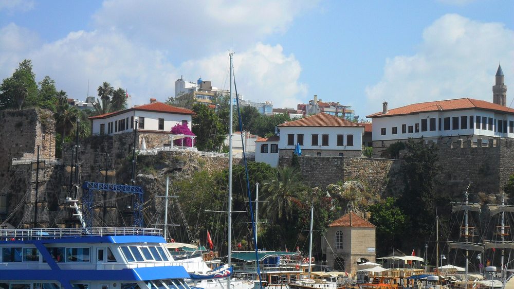 The old Antalya harbour stays inviting through the warm autumn months