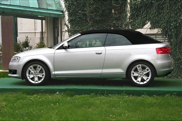 Rent Audi A3 in Madrid