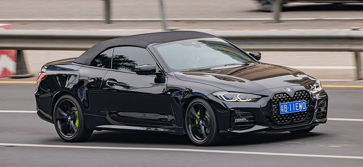 Rent BMW 4 Series Convertible in Malaga