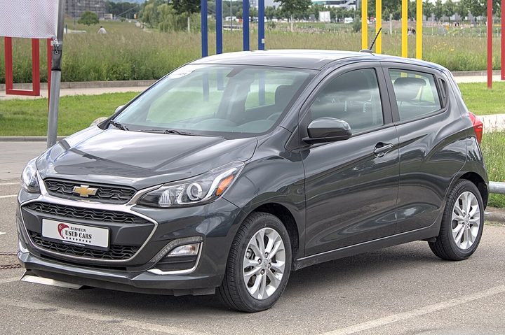 Rent Chevrolet Spark in Dubai