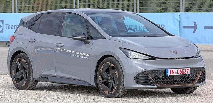 Rent Cupra Born in Malaga