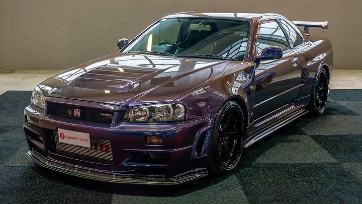 Rent Nissan GT-R in Dubai