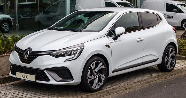 Rent Renault Clio in Malaga