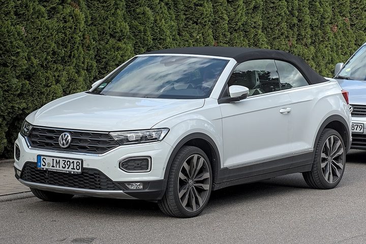 Rent Volkswagen T-Roc Cabriolet in Malaga