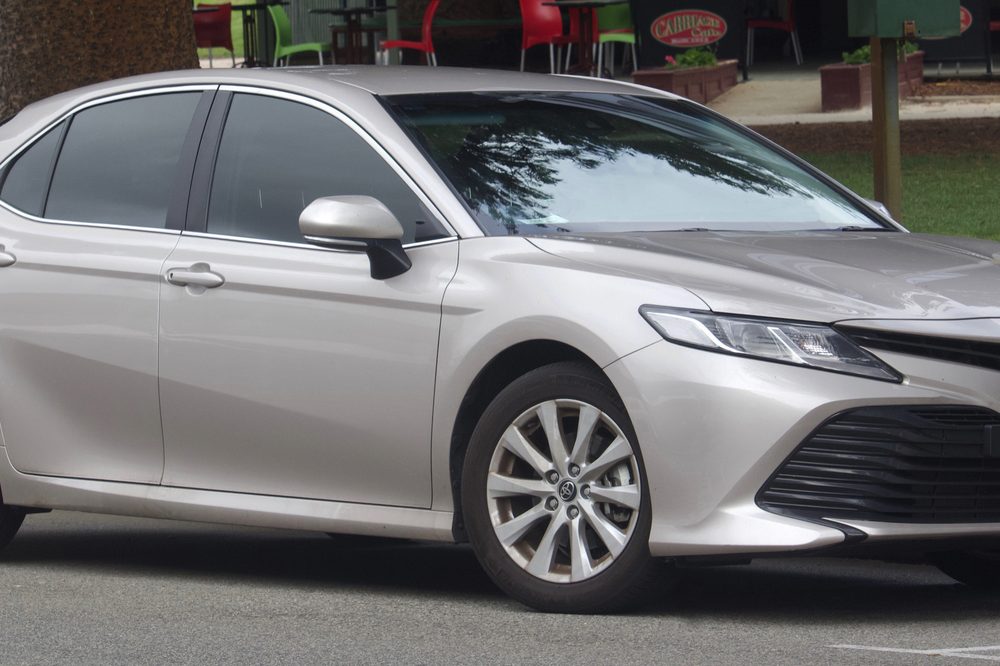 Аренда Toyota Camry в Тбилиси — седан бизнес-класса